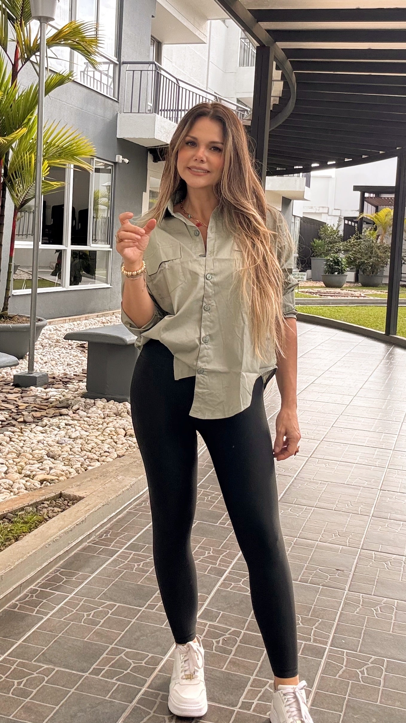 CAMISA OVERSIZE +LEGGINS BOTA TUBO (ENVÍO GRATIS)