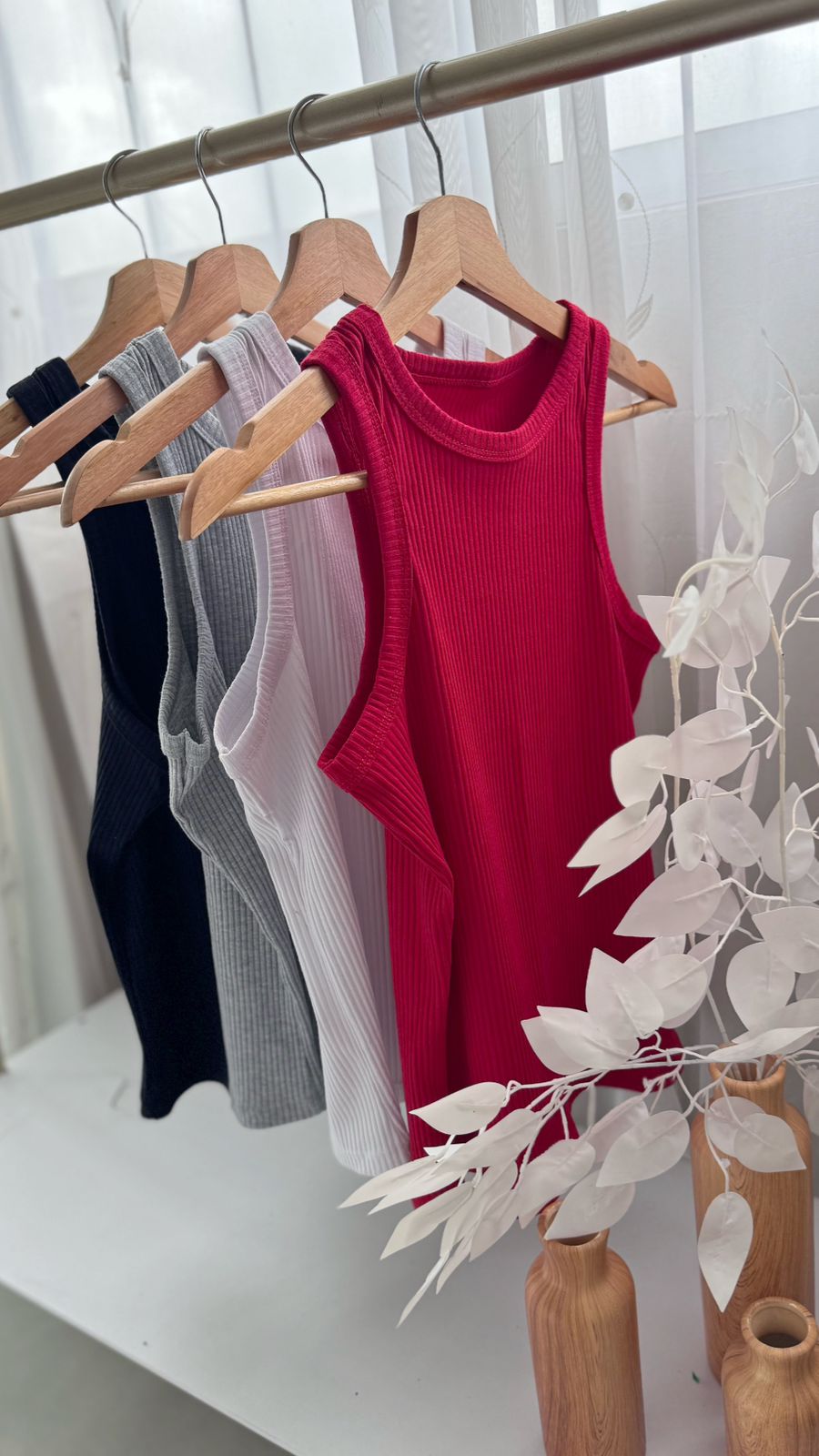 BLUSA BÁSICA ESQUELETO LARGA