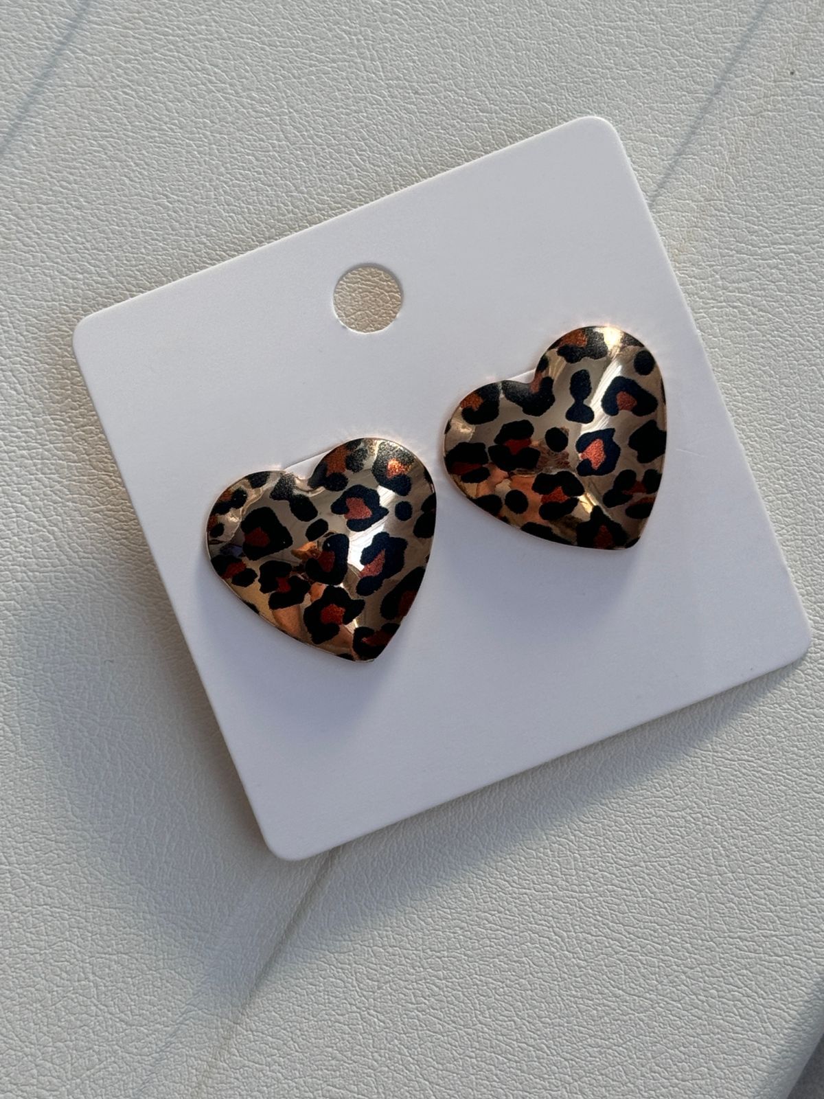ARETES SAVAGE