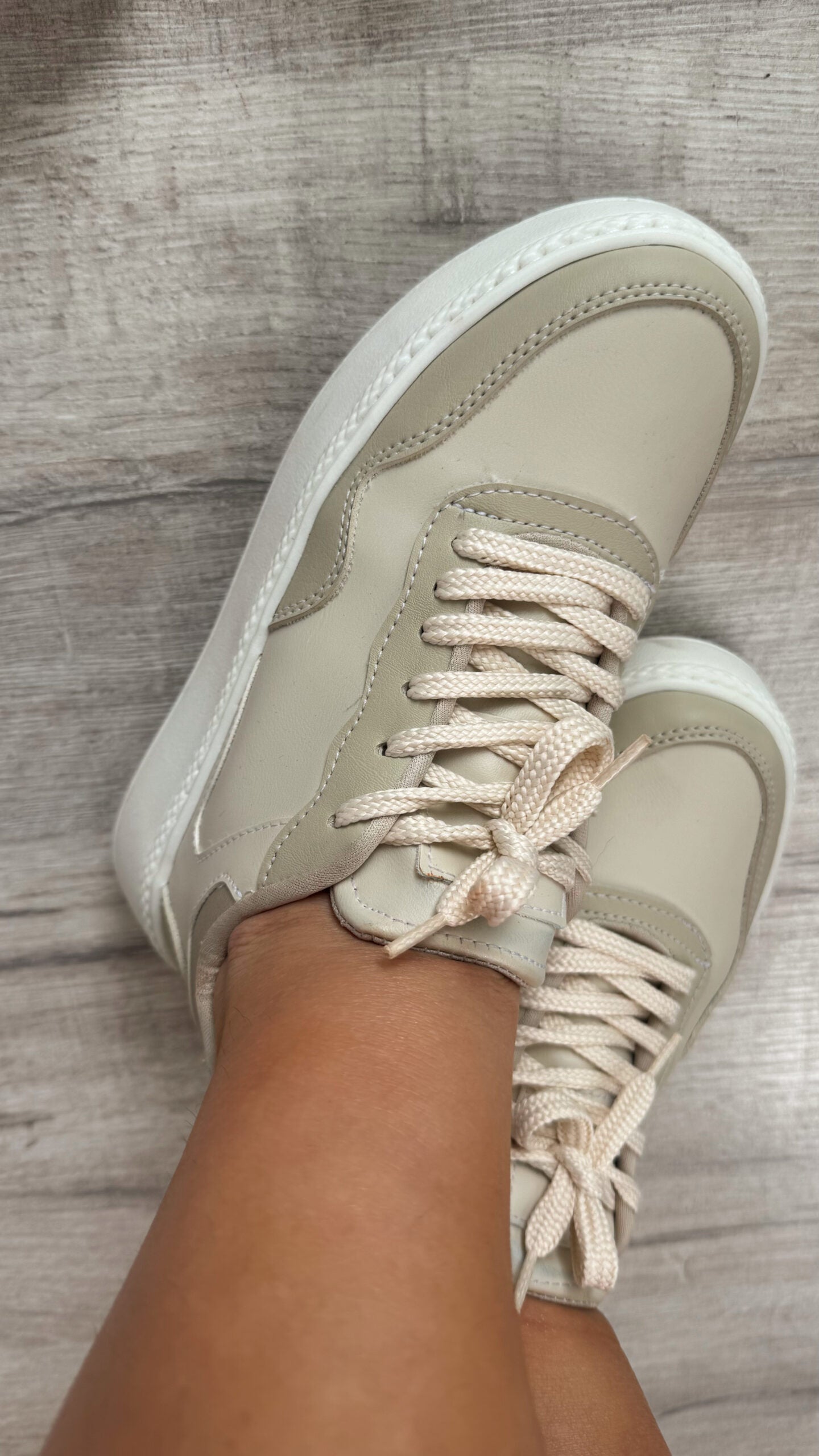 TENNIS BEIGE