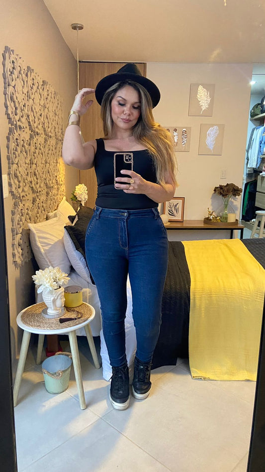 BODY NEGRO