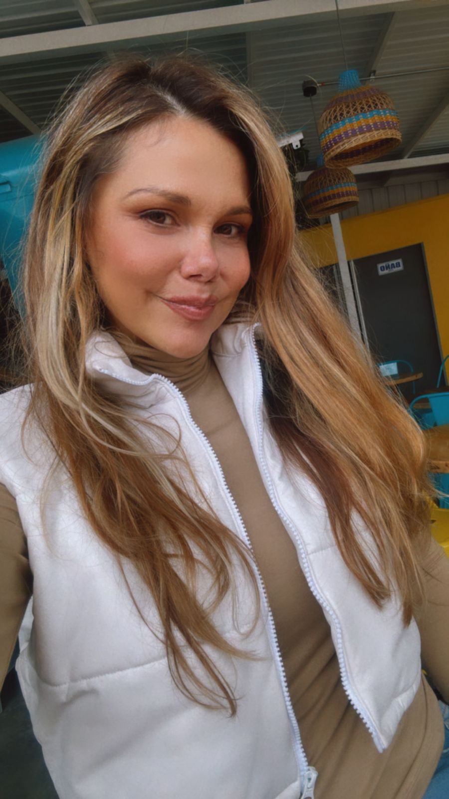 CHALECO CROP BLANCO
