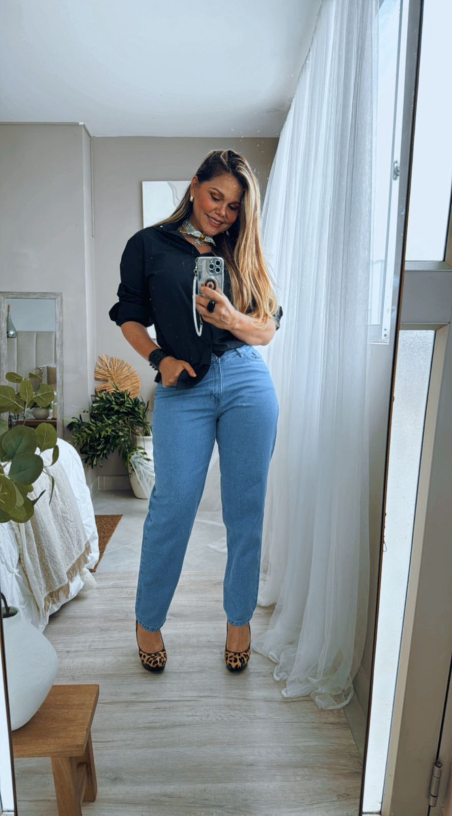 JEAN MOMFIT
