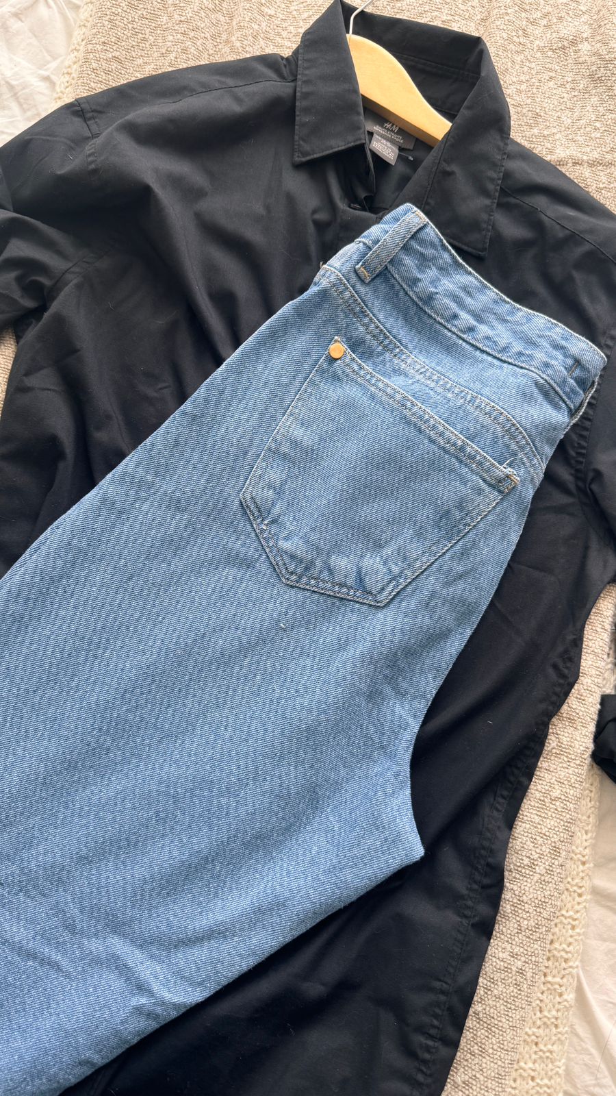 JEAN MOMFIT