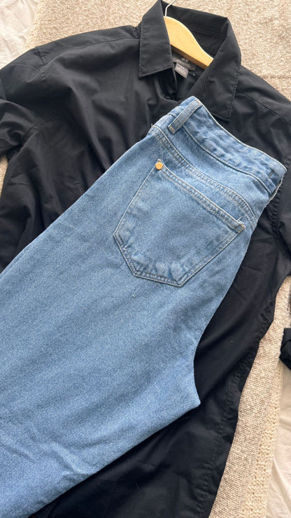 JEAN MOMFIT