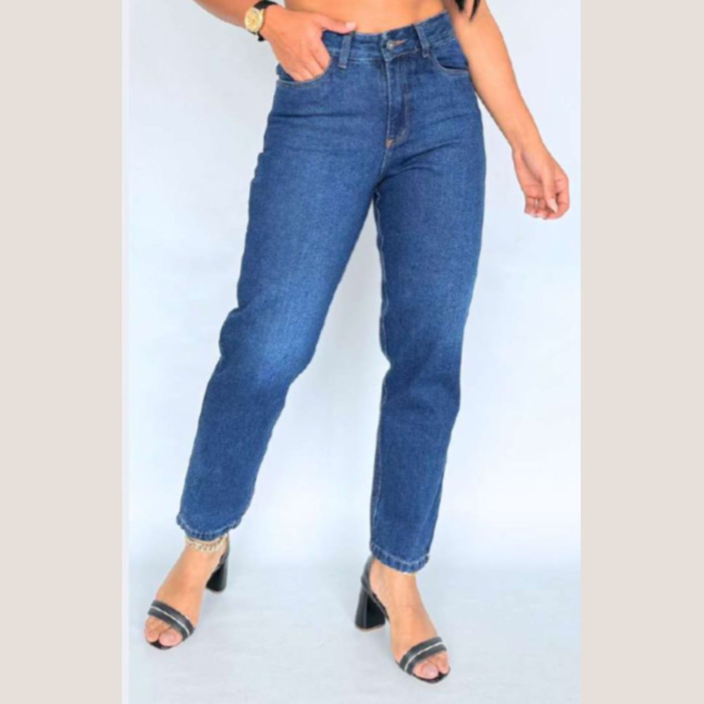 JEAN MOMFIT