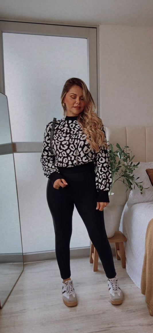 Buzo Animal Print