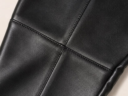 PANTALÓN TIPO CUERO